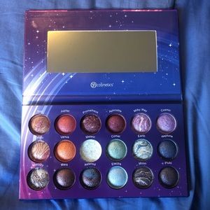 BH Cosmetics Galaxy Chic Eyeshadow Palette